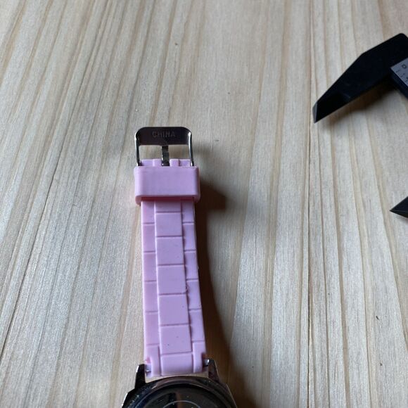 Disney Minnie Mouse Pink  women's Watch Accutime MN1063KL New Battery Vintage - Picture 11 of 11